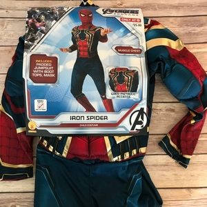 NWT Avengers Endgame Iron Spider S 4-6  3-4 years.